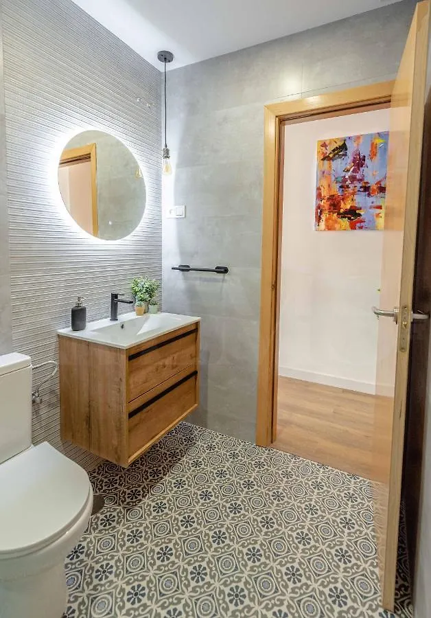 Apartment Penthouse With Private Jacuzzi & Rooftop - Center Malaga