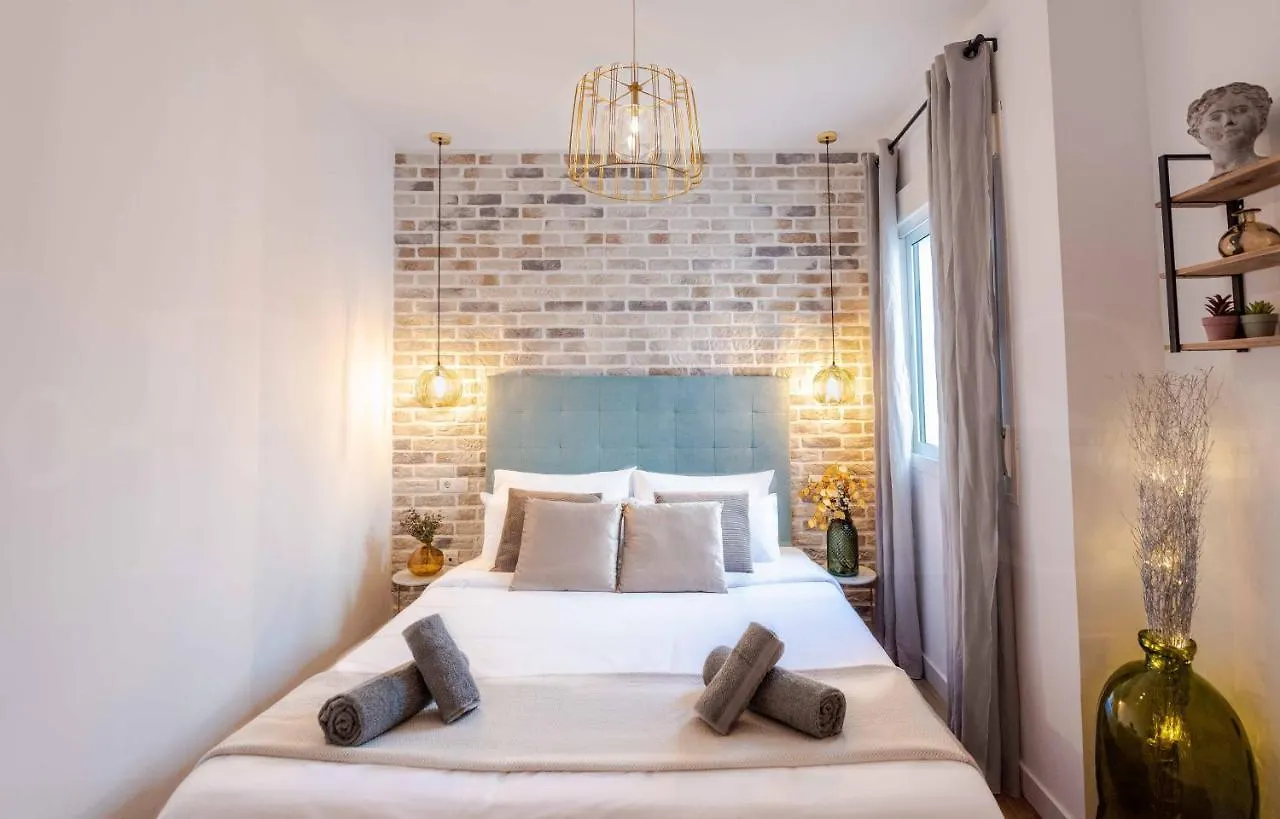 Penthouse With Private Jacuzzi & Rooftop - Center Malaga